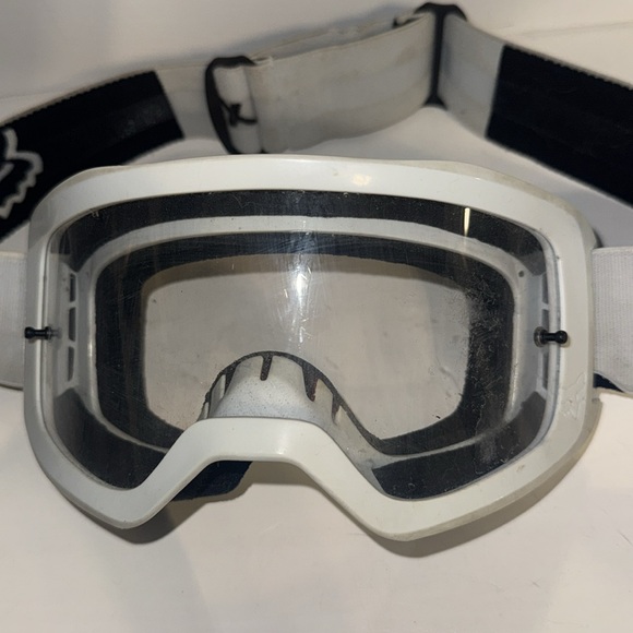 Fox Racing MTB Main Core Goggle in White. One size, unisex, adjustable strap. - Picture 5 of 6